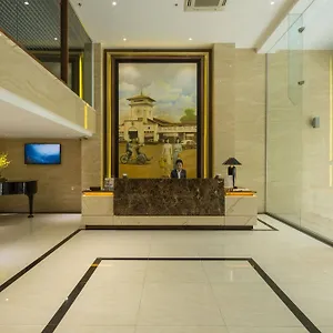 Ramada Encore By Wyndham Saigon D1 - Formerly M Boutique Saigon הו צ'י מין סיטי